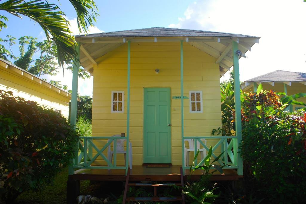 Jamaican Colors Hotel 3*