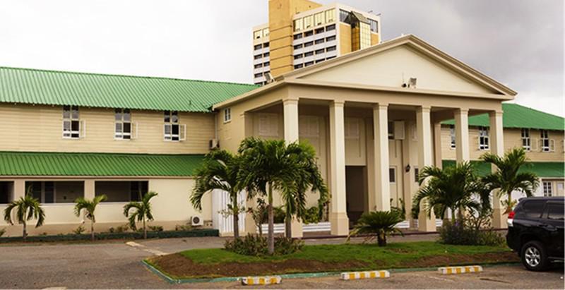 The Liguanea Club Hotel 3*