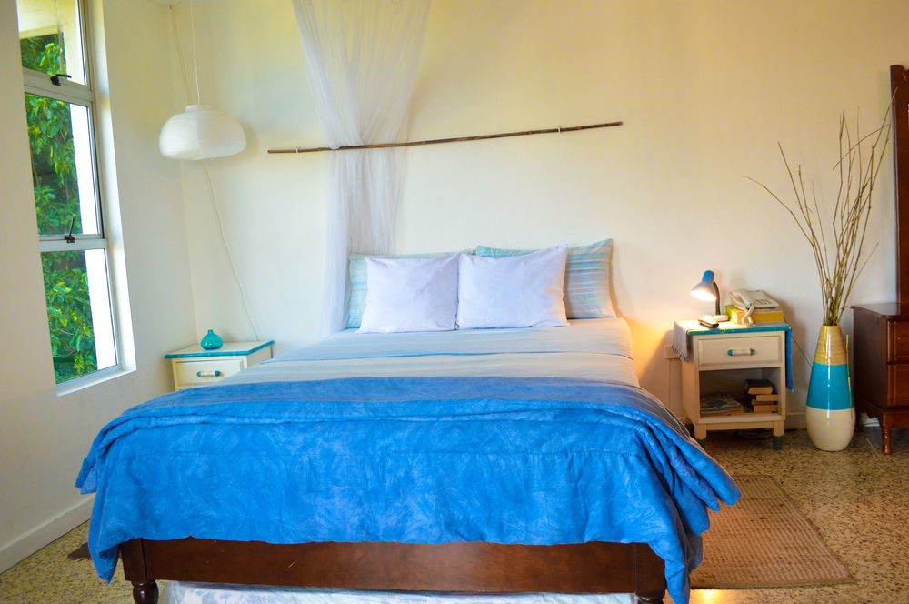 Sky Lounge Beach Studio Apartment *