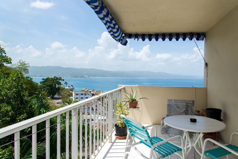 Sky Lounge Beach Studio Montego Bay