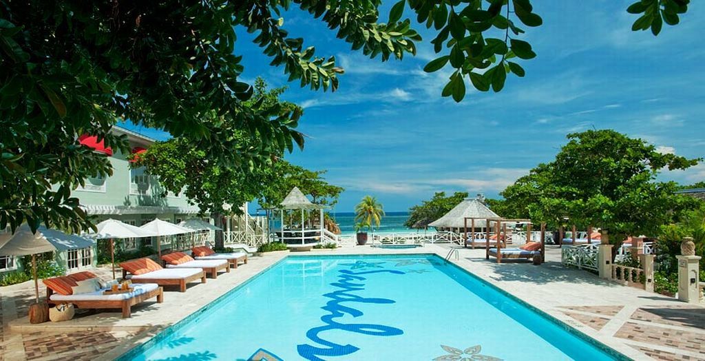 Hotel Sandals 4*