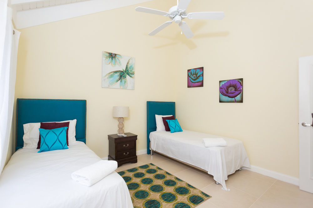 Ocho Rios At Coolshade Hotel