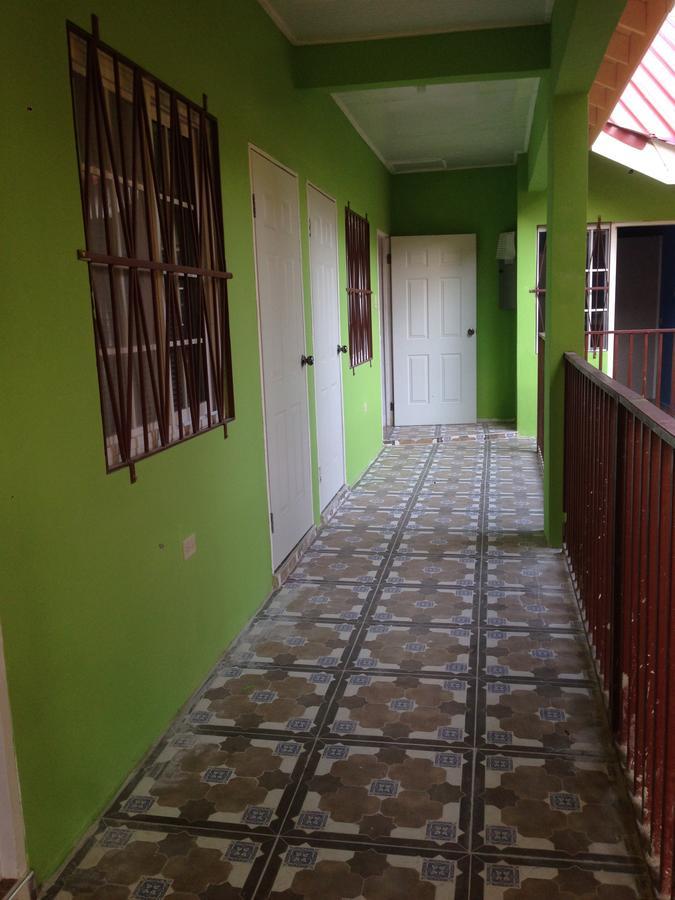 Labrish Guest house 2*
