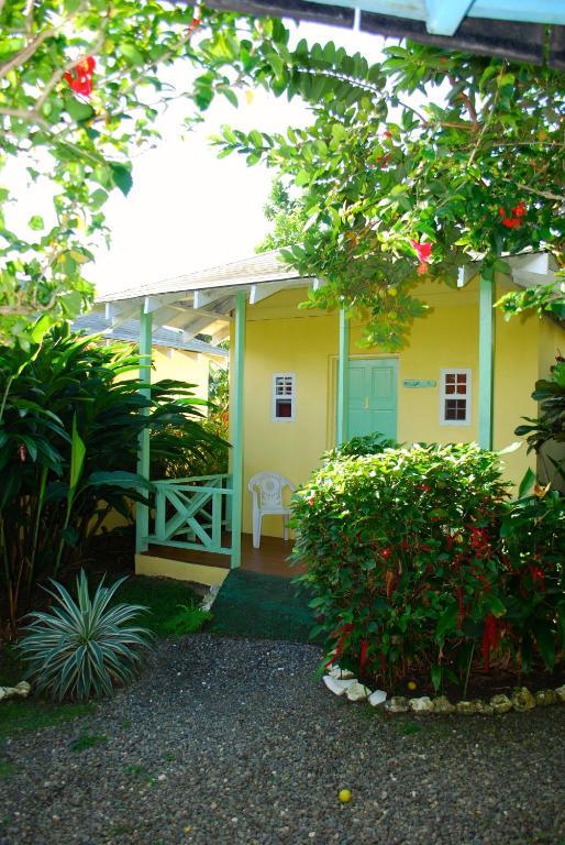 Hotel Jamaican Colors Pleasant Hill