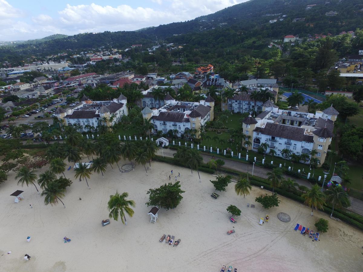 Hotel Sandcastles Ocho Rios
