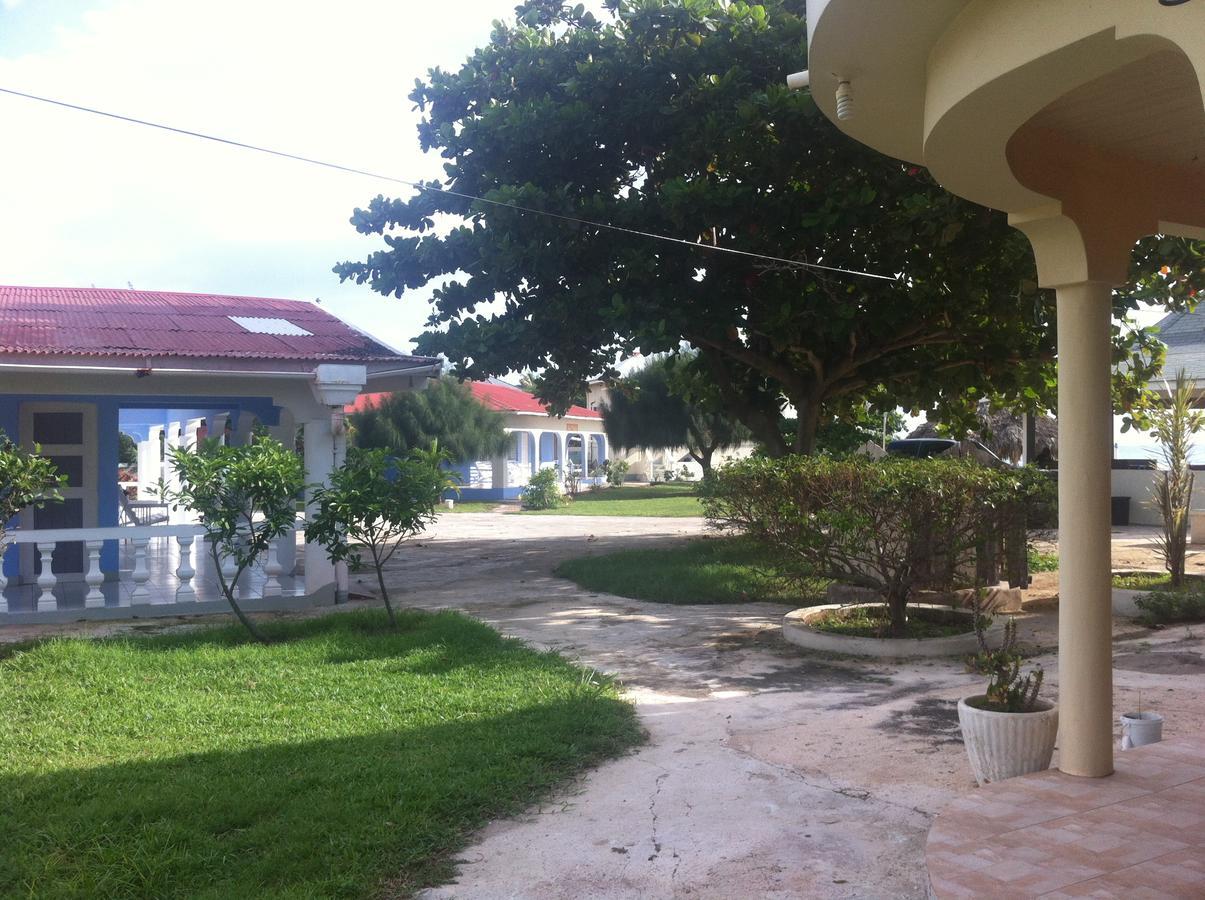 Guest house Golden Sands Treasure Beach