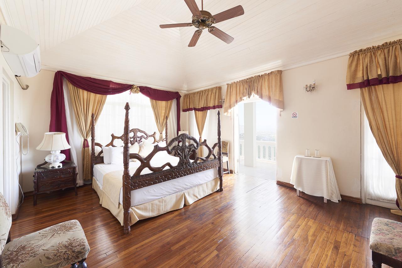 Bed & Breakfast City View 2*