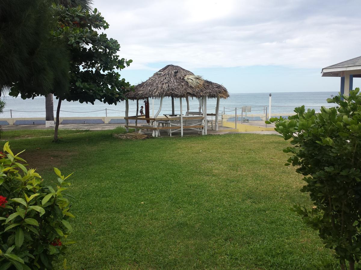 Golden Sands Treasure Beach