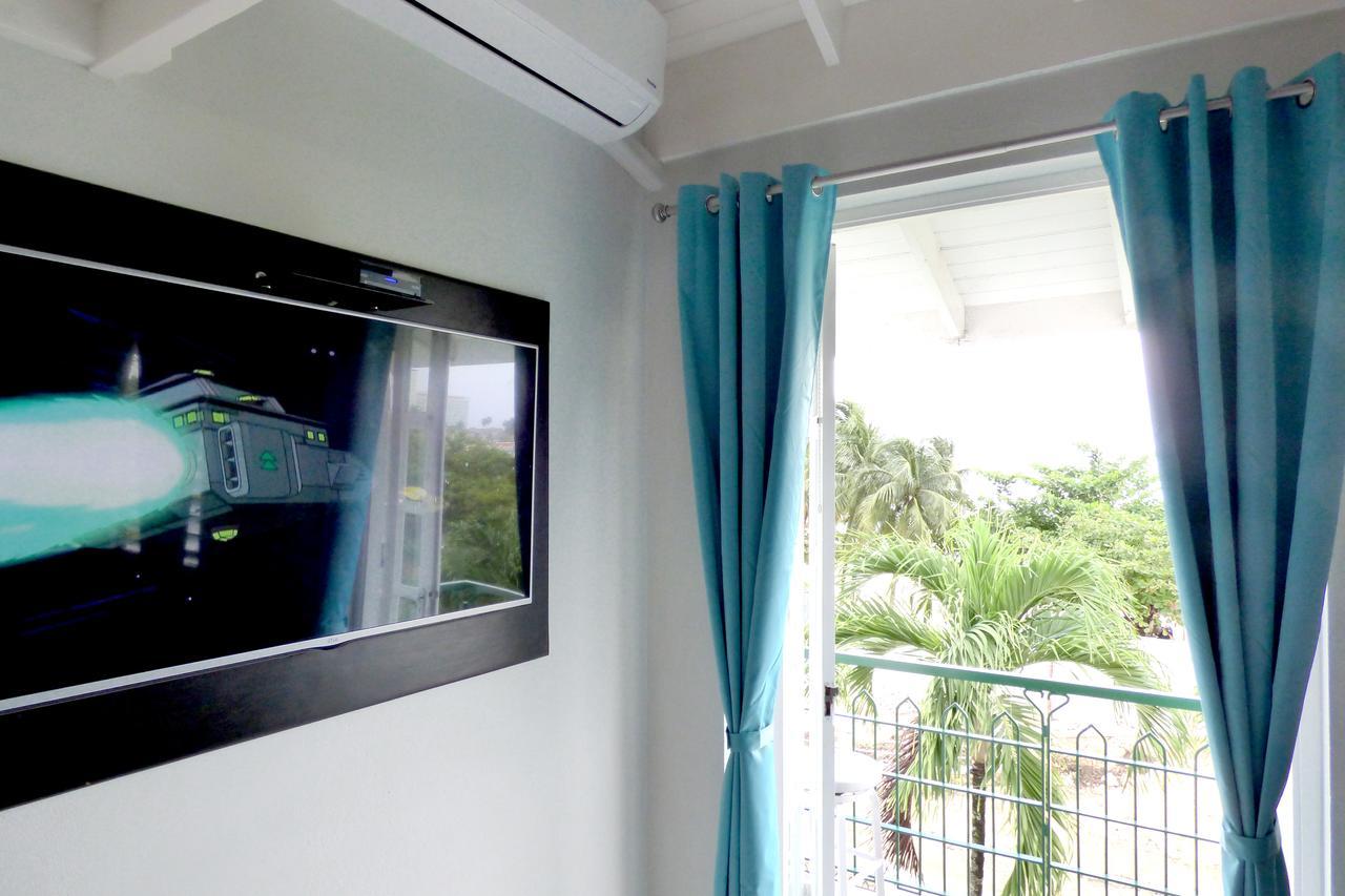 Beach Two Bedroom Loft C29 Apartment