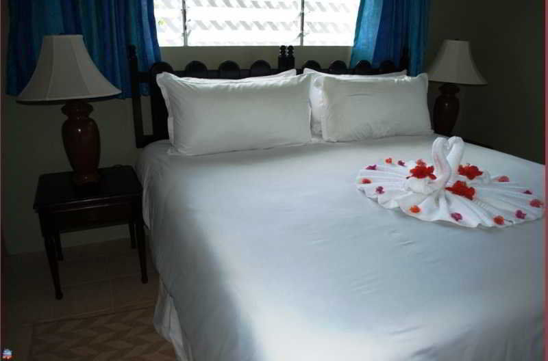 Golden Cove Pousada