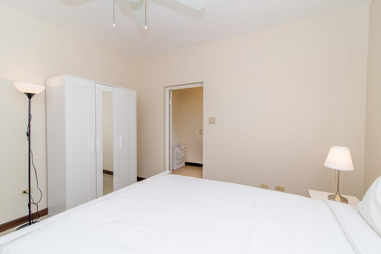 Apartment Luxury 2br Facing W/pool #5 *