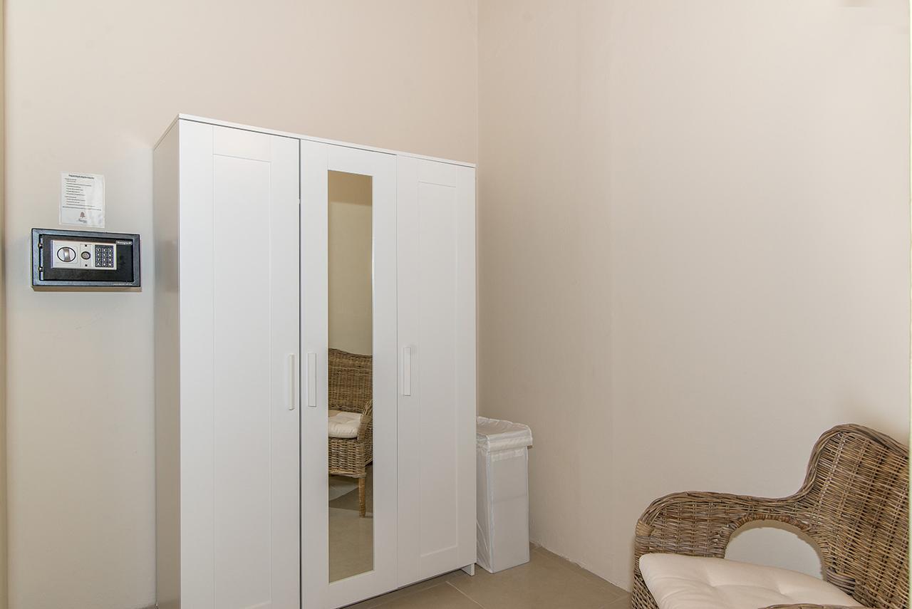 Luxury 2br Facing W/pool #5 *
