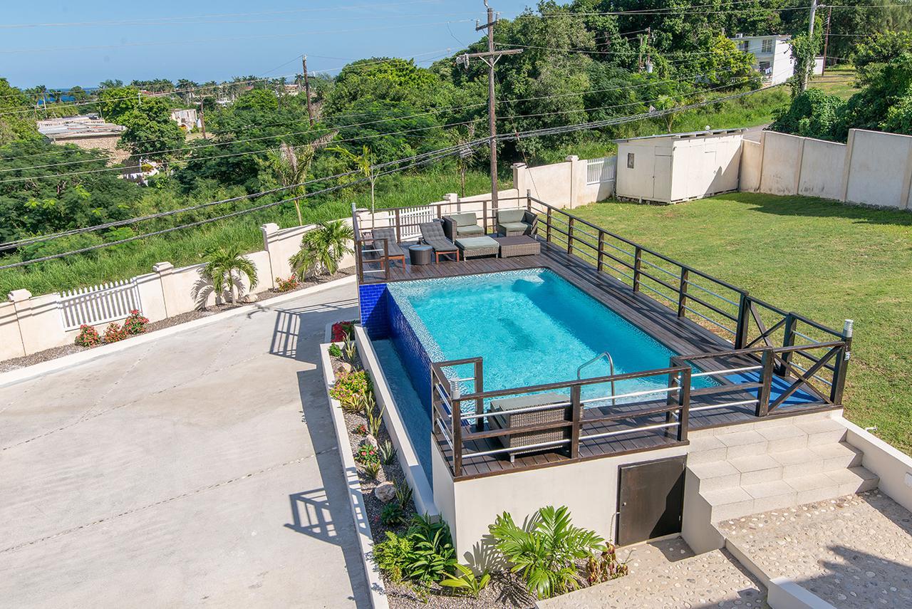 Luxury 2br Facing W/pool #4 Holiday home *