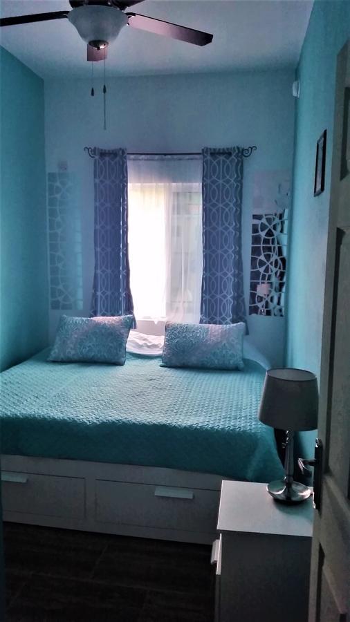 Bed & Breakfast Bailey's Runaway Bay