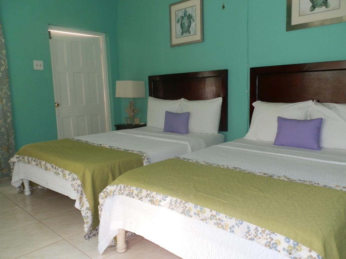 Paradise On The Rocks Hotel
