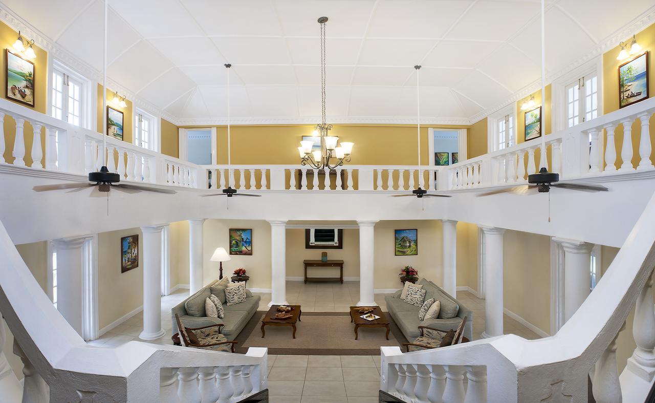 Half Moon Resort 5*