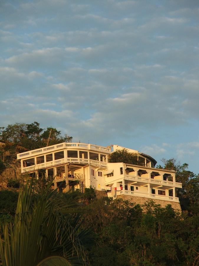 Inn Caribbean Dawn