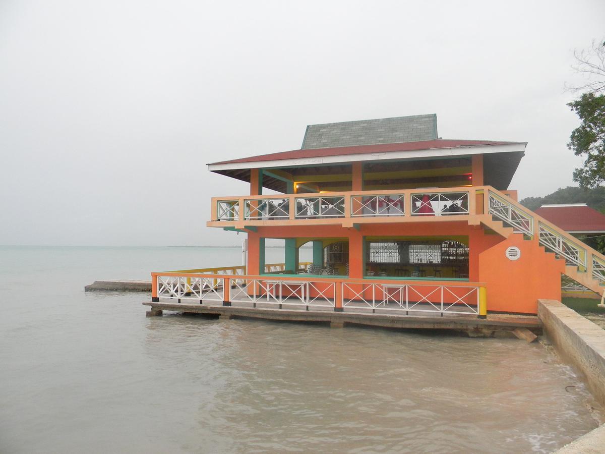 Hotel Bay Bluefields