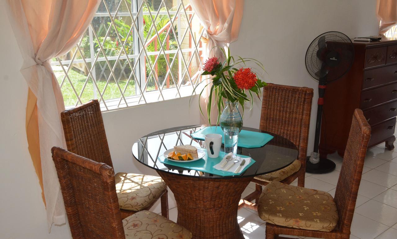 Cozy Coco * Negril