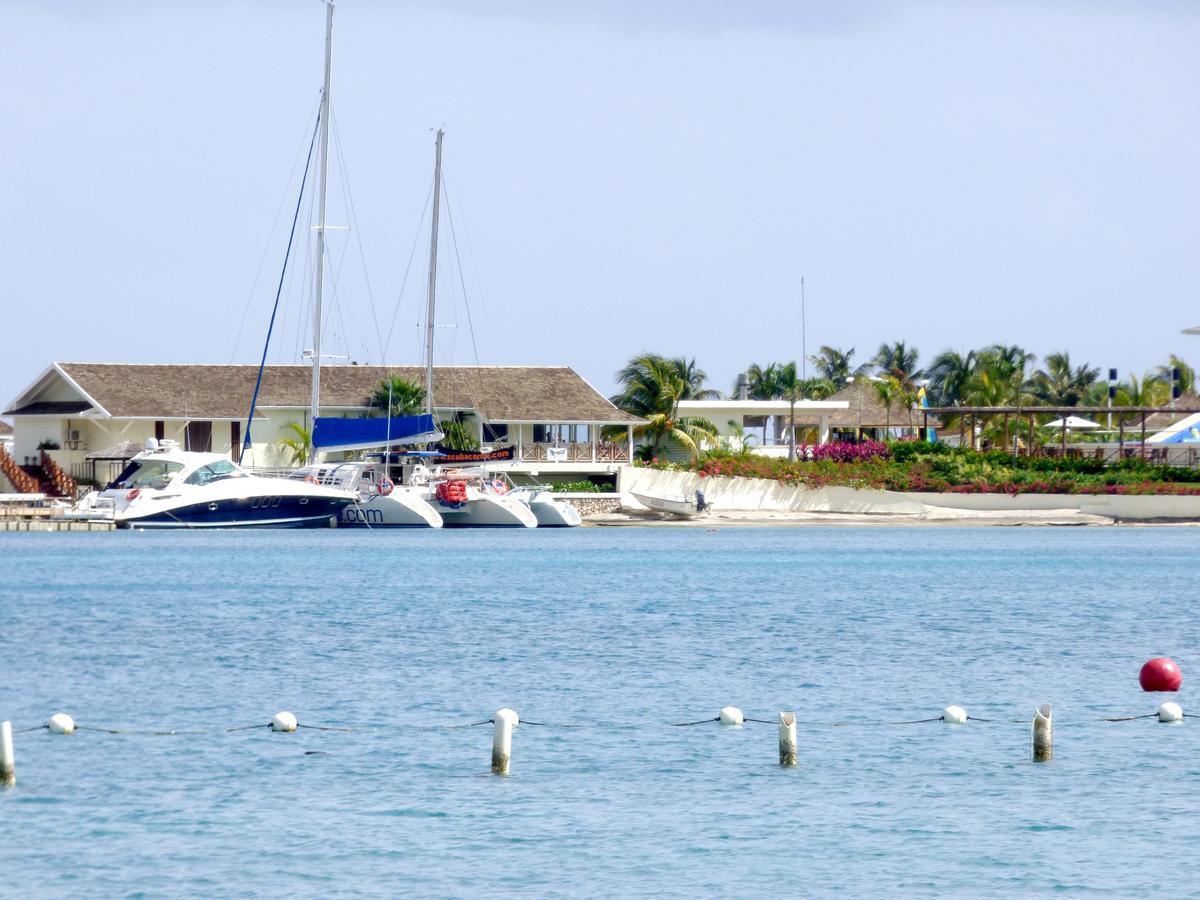 Beach One Bedroom C15 2* Ocho Rios