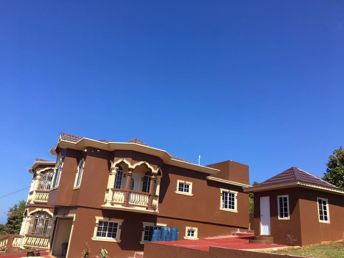 7th Heaven Bed & Breakfast *