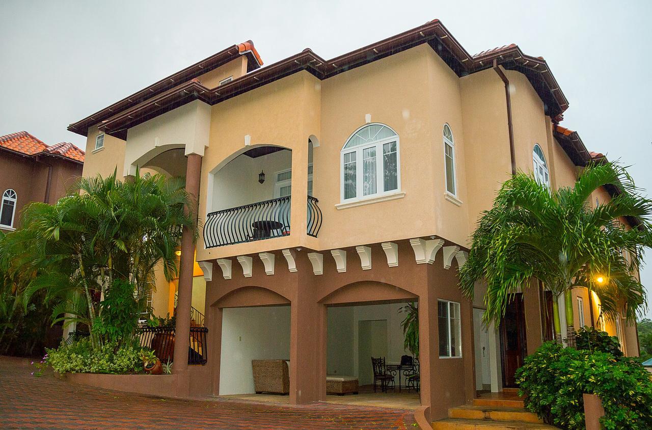 Pen Hall Bnb Ocho Rios Bed & Breakfast *