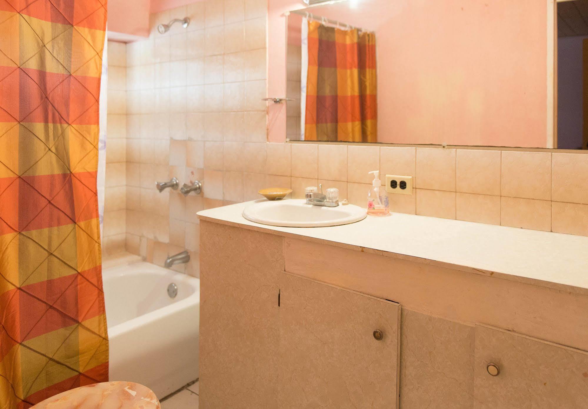 Hotel Gibb's Chateau 2*