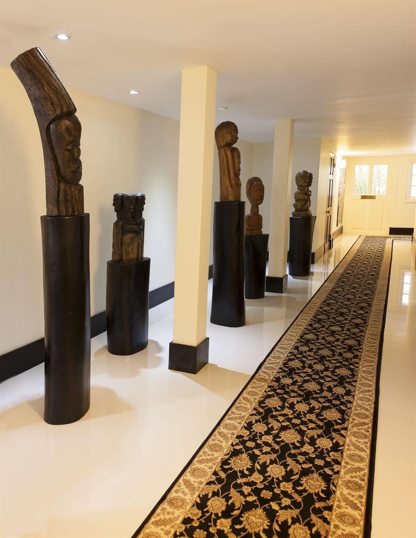 Terra Nova Hotel Kingston