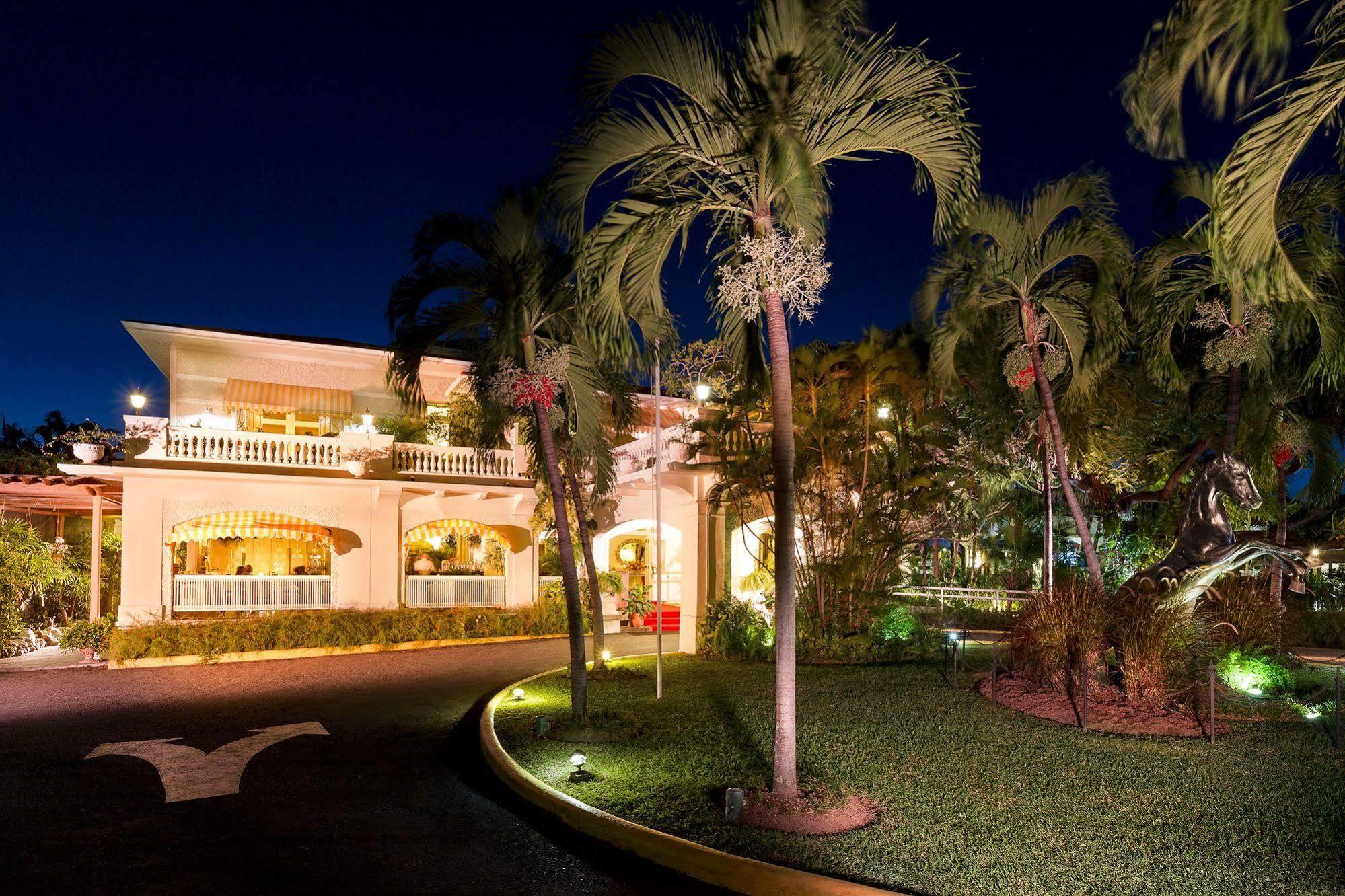 Terra Nova 5* Kingston