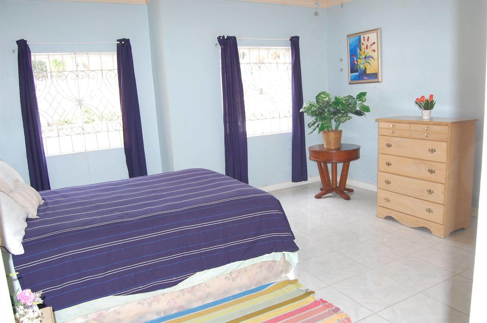 Celebrity Jamaica Guest house