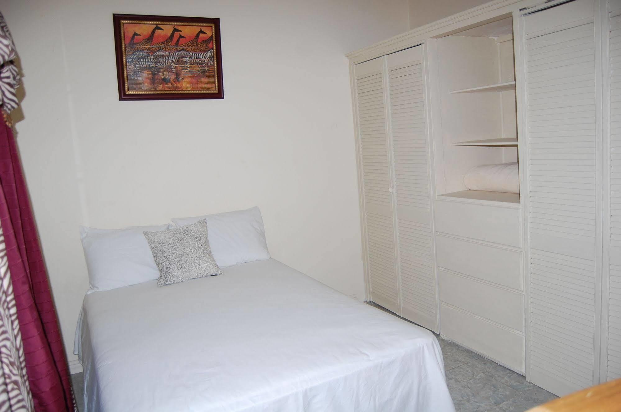 Guest house Celebrity Jamaica 3*