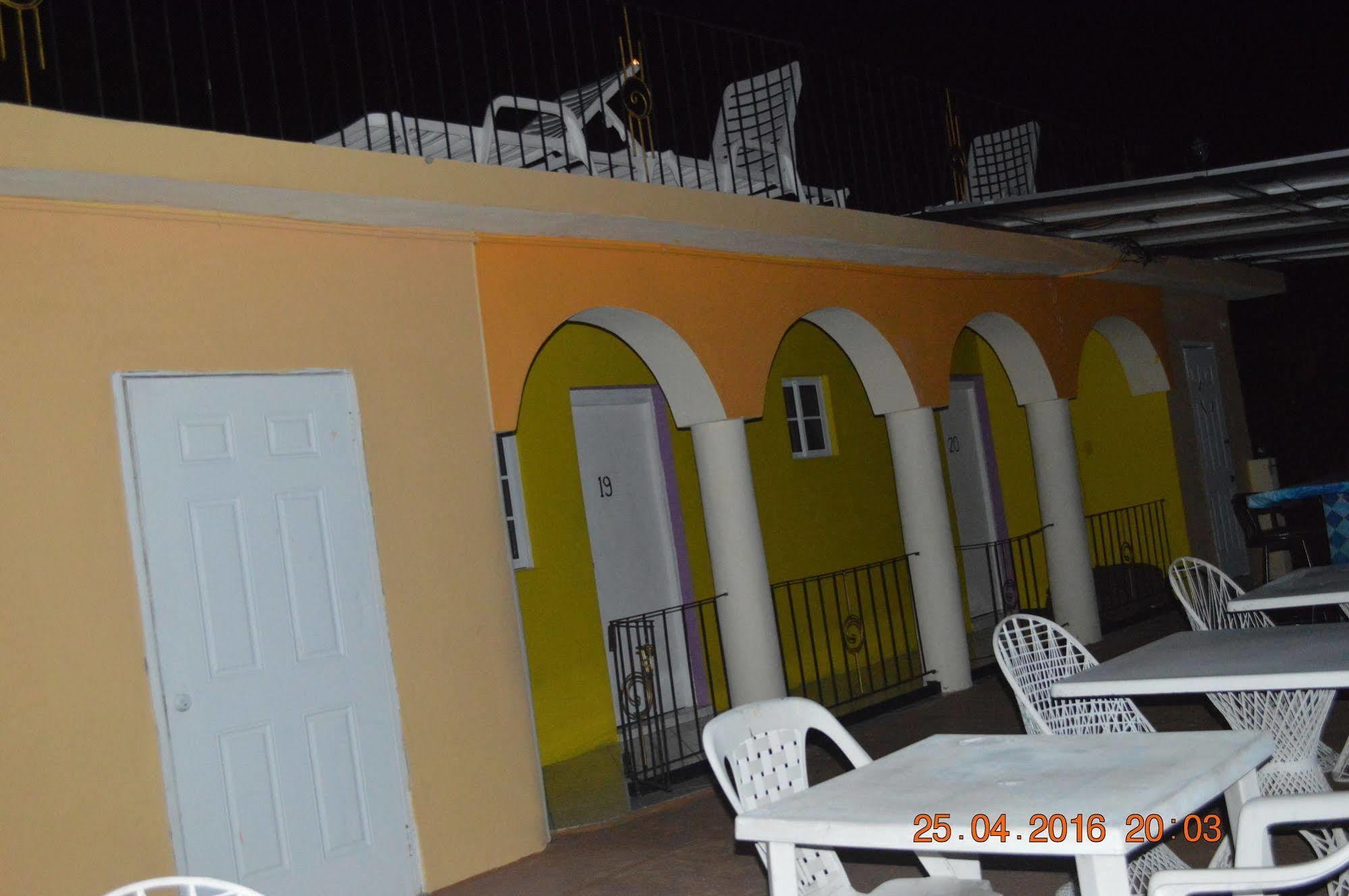Casa De Fe 3*