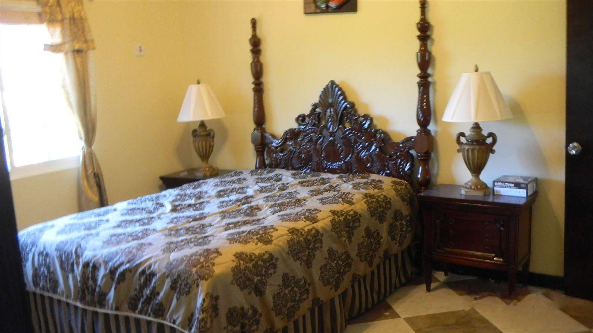 The Residences At Briarwood Hotel