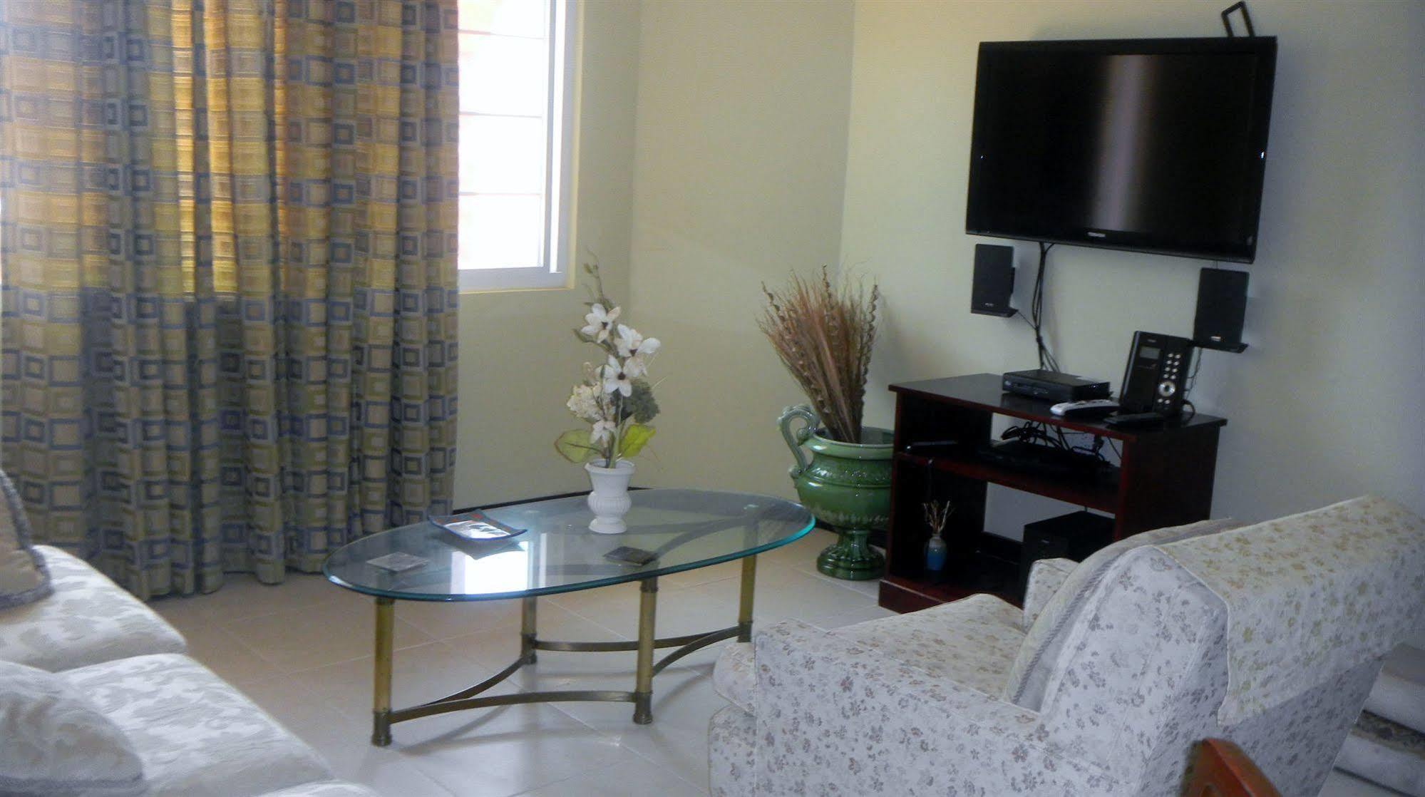 The Residences At Briarwood Hotel