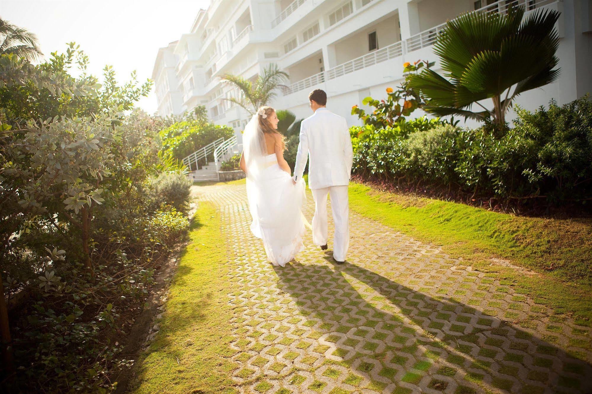 Couples Tower Isle (adults Only) 4*