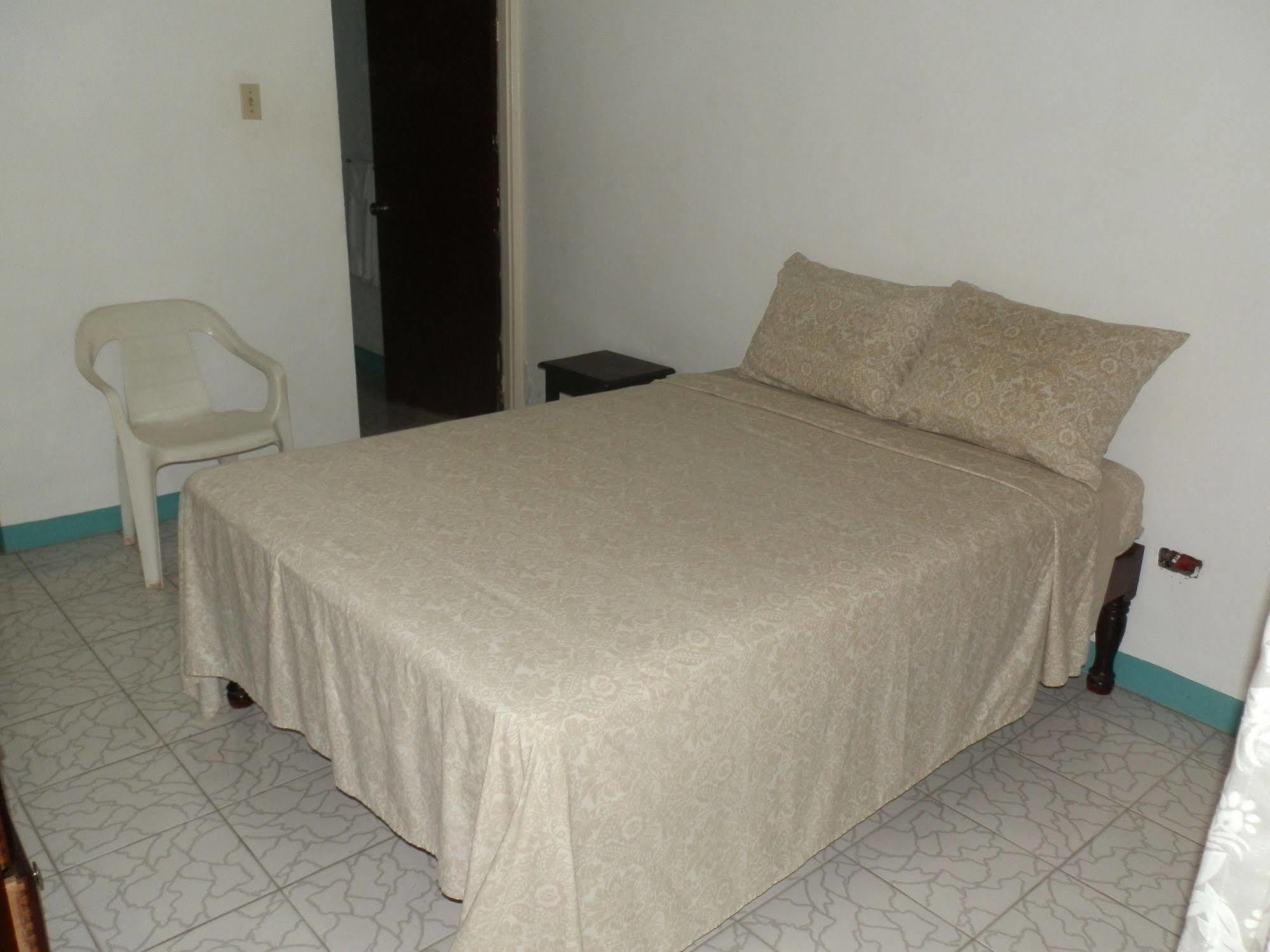 Golden Sunset Villas Lodge Negril