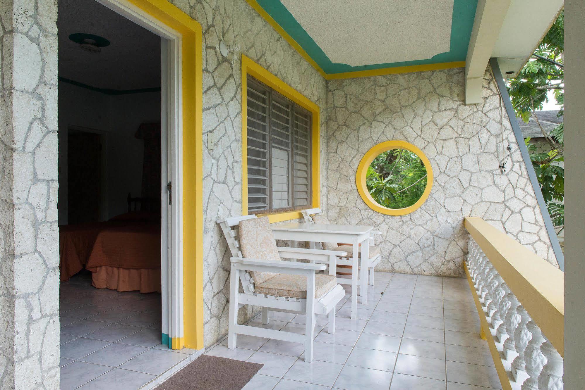 Golden Sunset Villas Lodge *