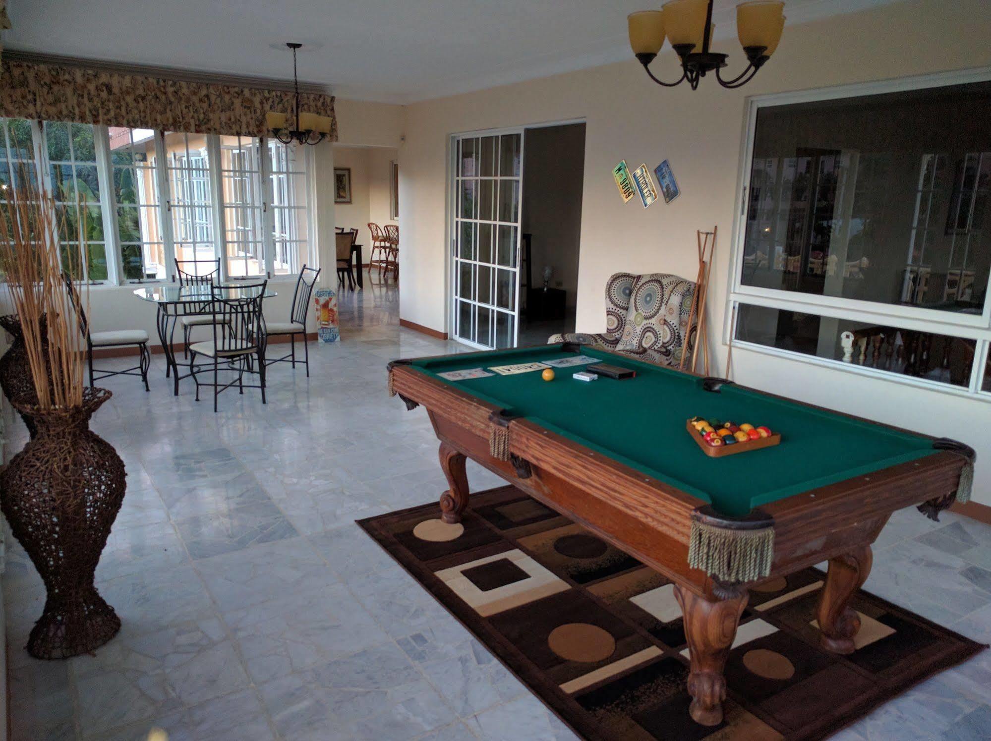 Rockhampton Suites 3* Kingston
