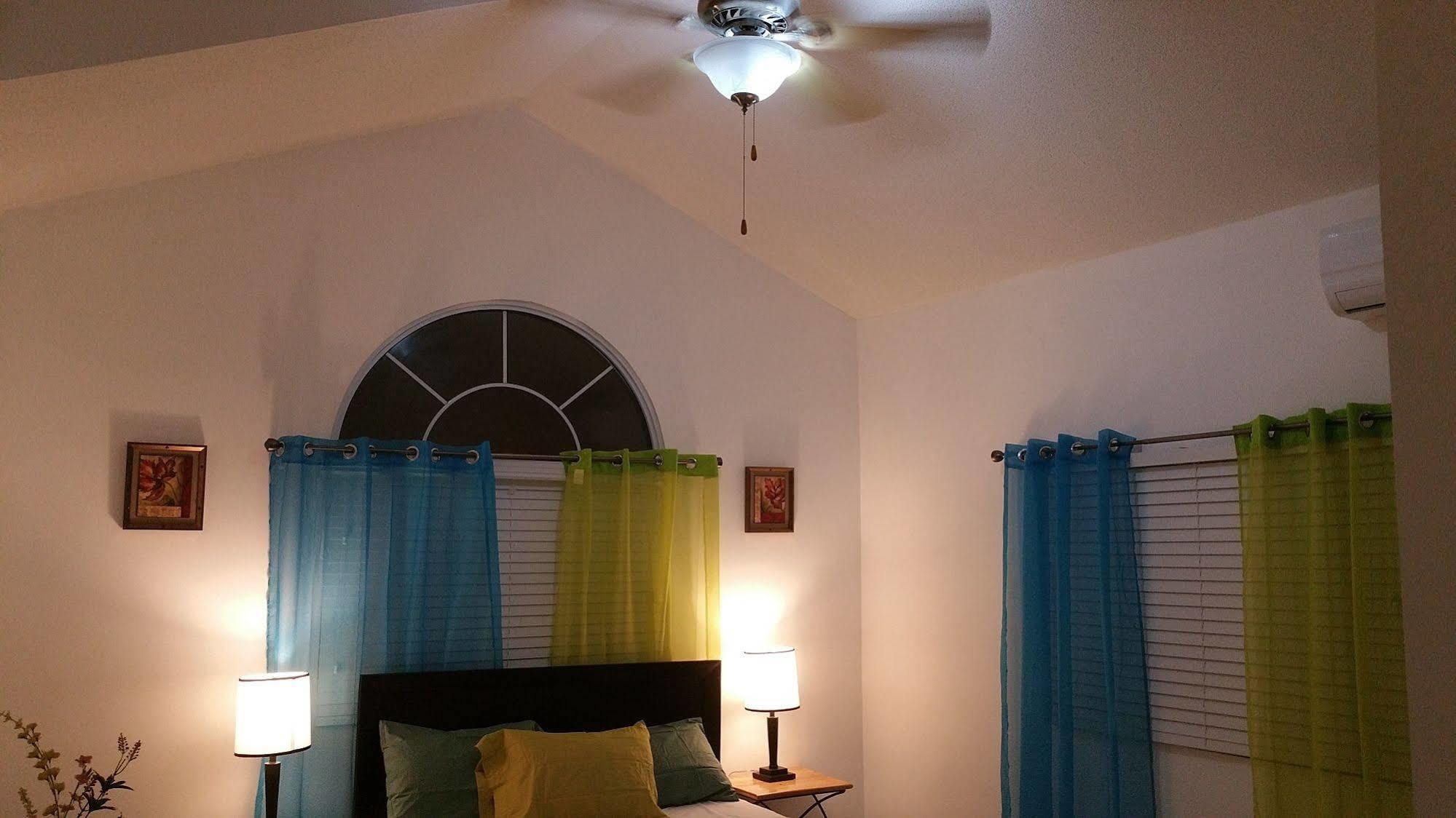 The Oasis Golf Retreat Hotel Spanish Town