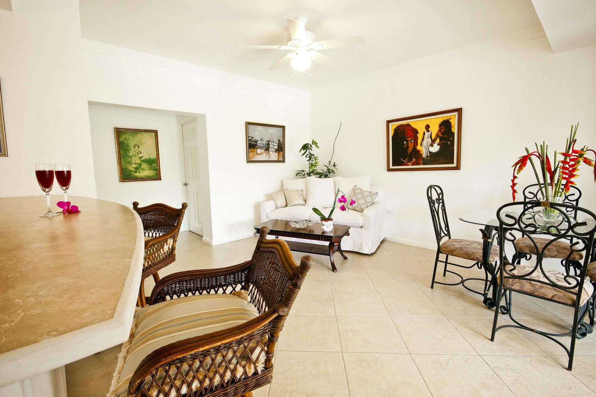 Cattleya Luxury Kingston