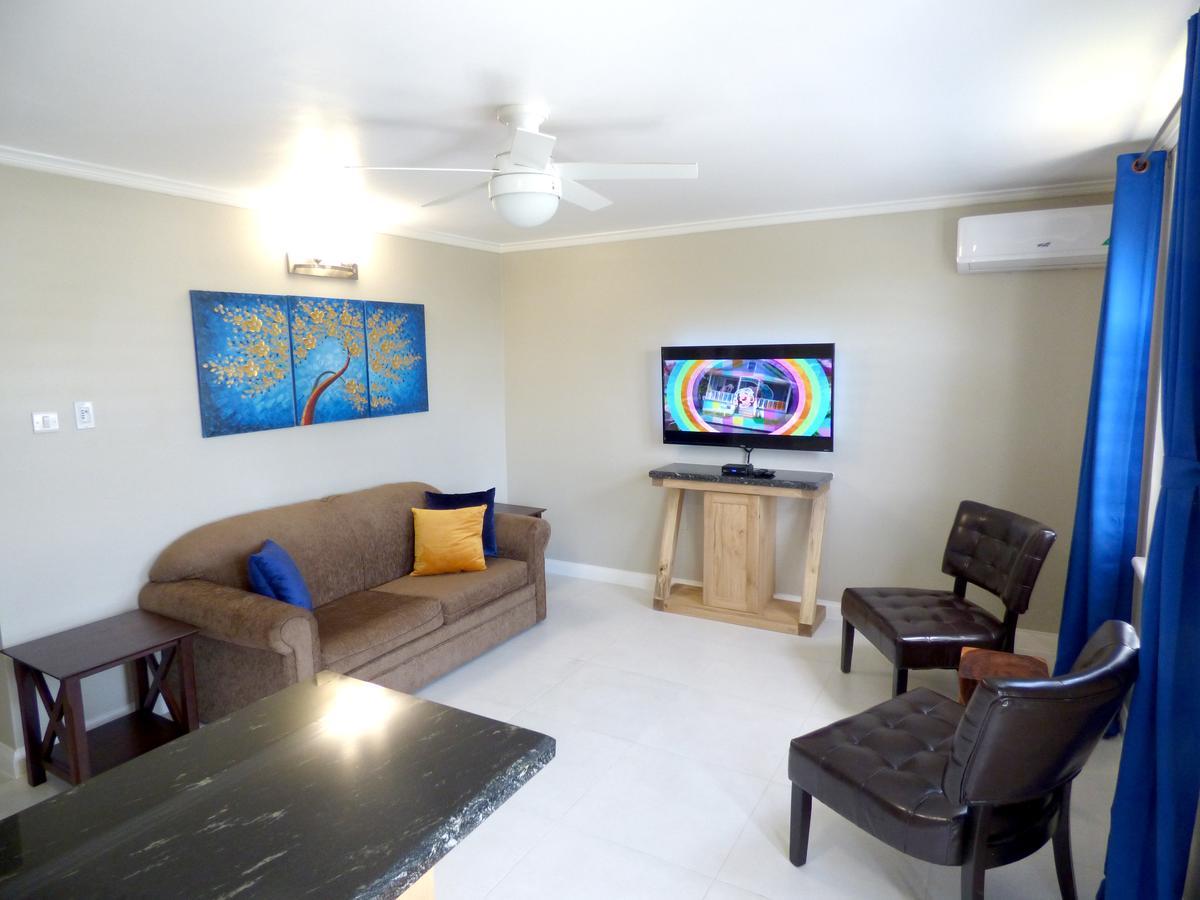 Beach One Bedroom C15