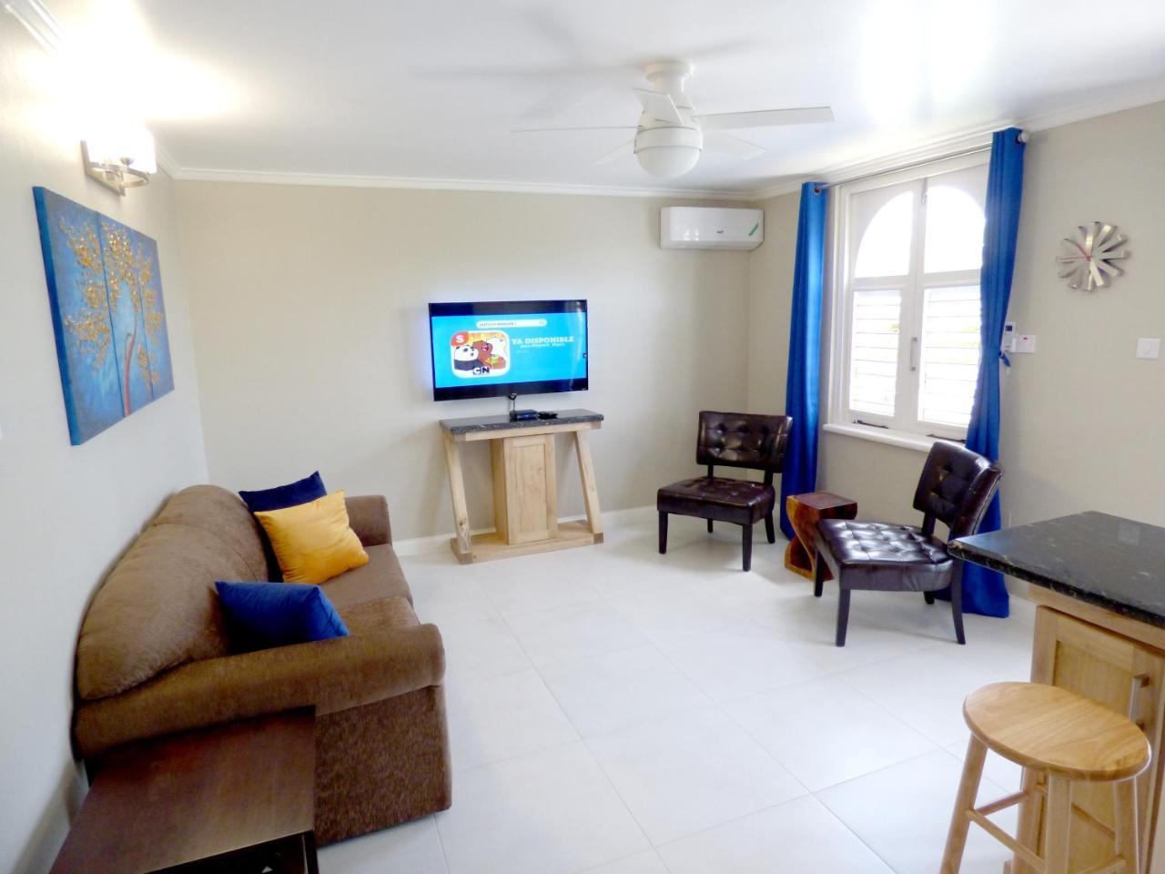 Beach One Bedroom C15 Aparthotel 2*