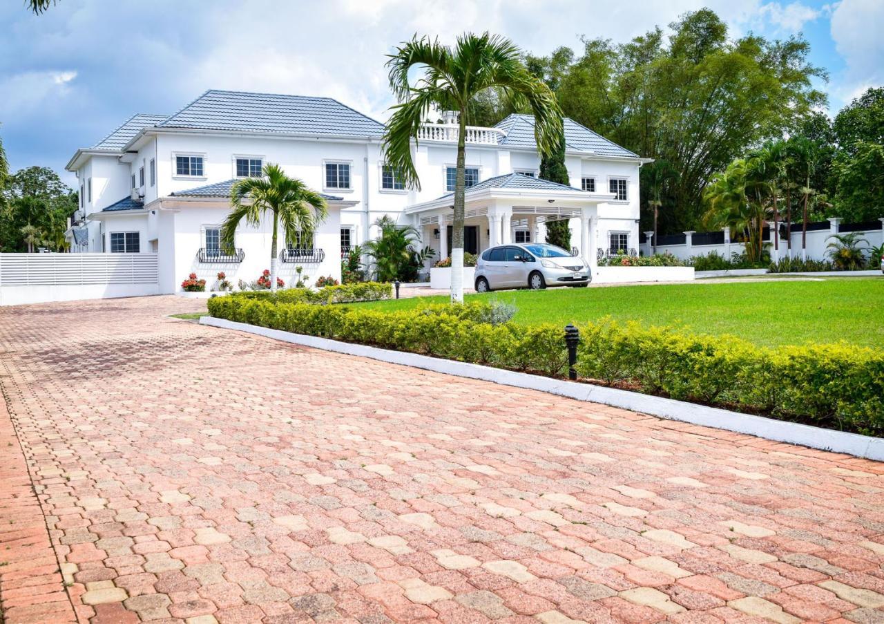 Bed & Breakfast Jamgolia Place