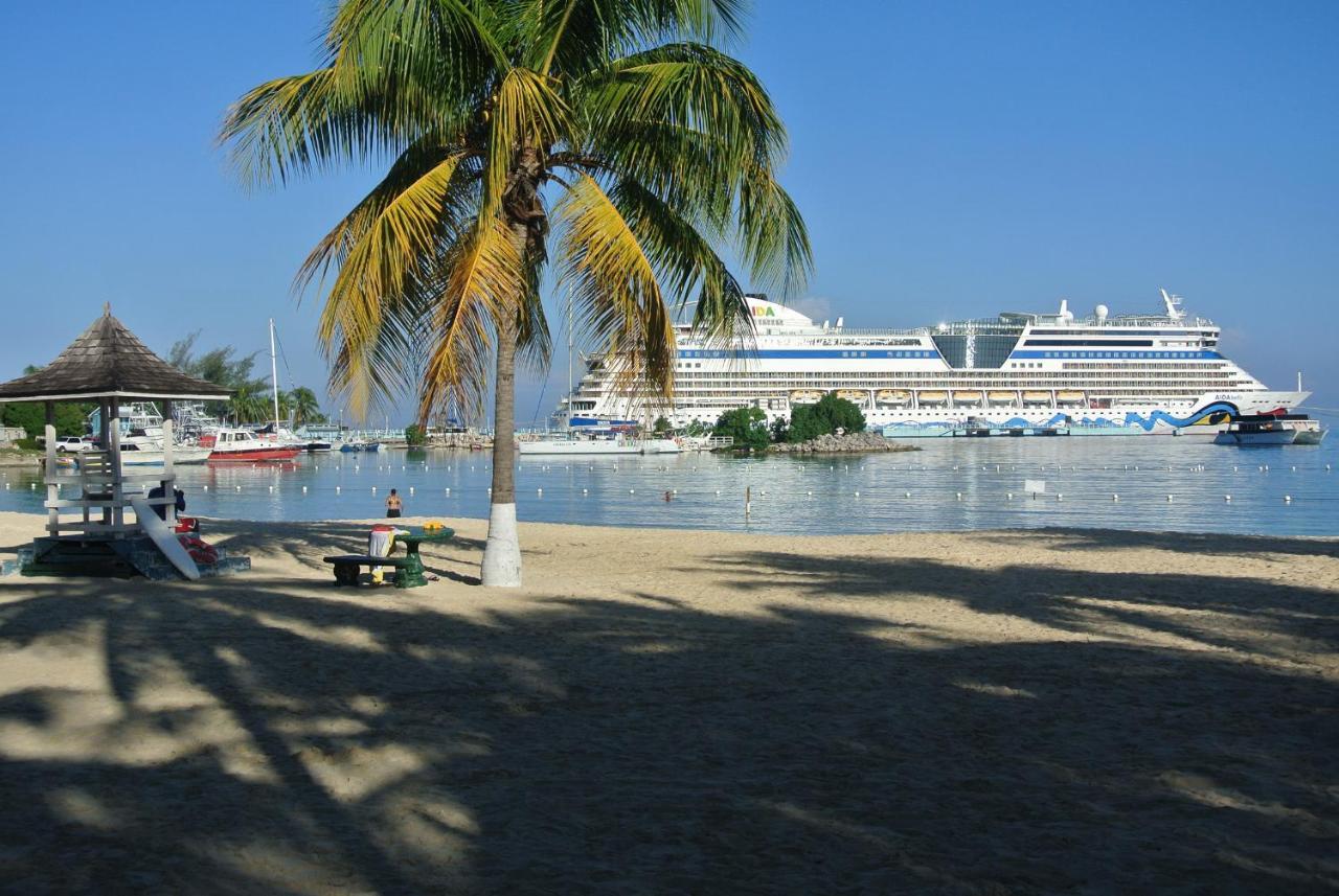 Aparthotel Beach One Bedroom C15