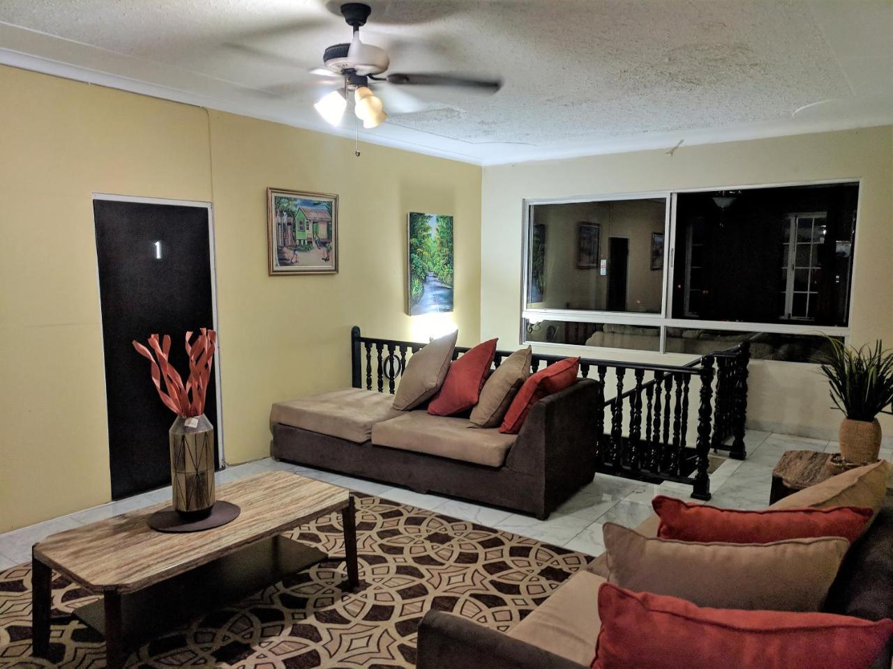 Rockhampton Suites Kingston