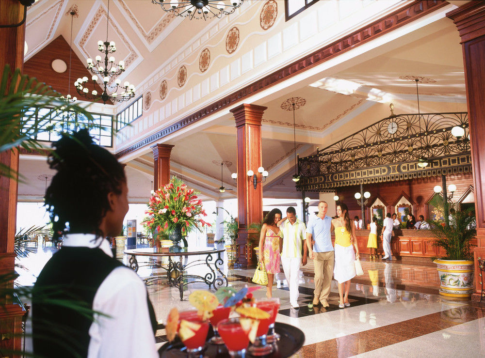 Riu 3* Ocho Rios