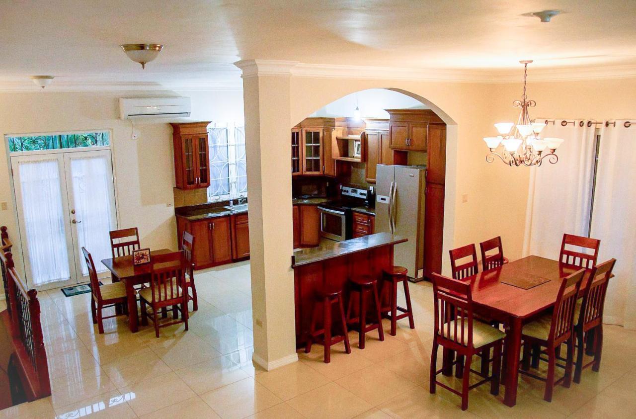 Pen Hall Bnb Ocho Rios Bed & Breakfast *