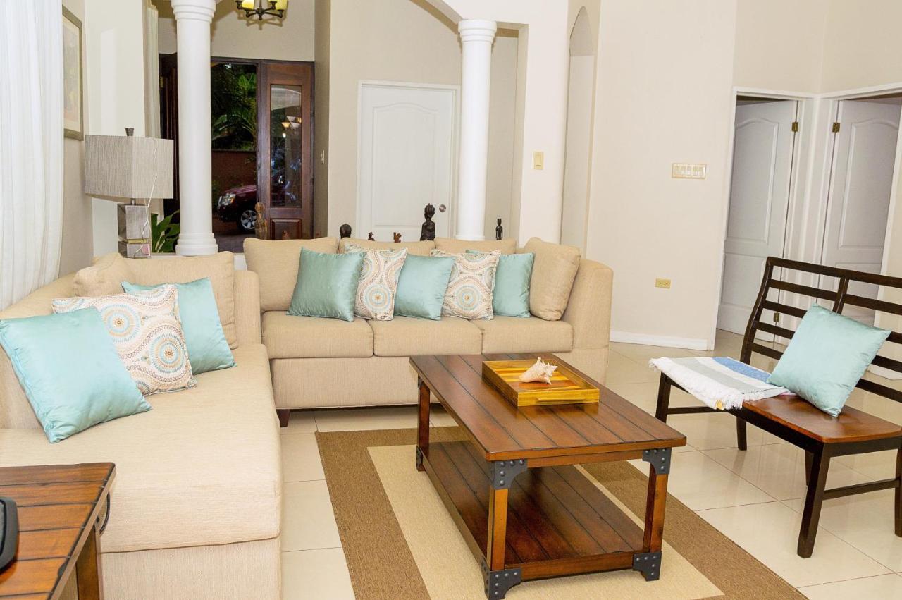 Bed & Breakfast Pen Hall Bnb Ocho Rios *