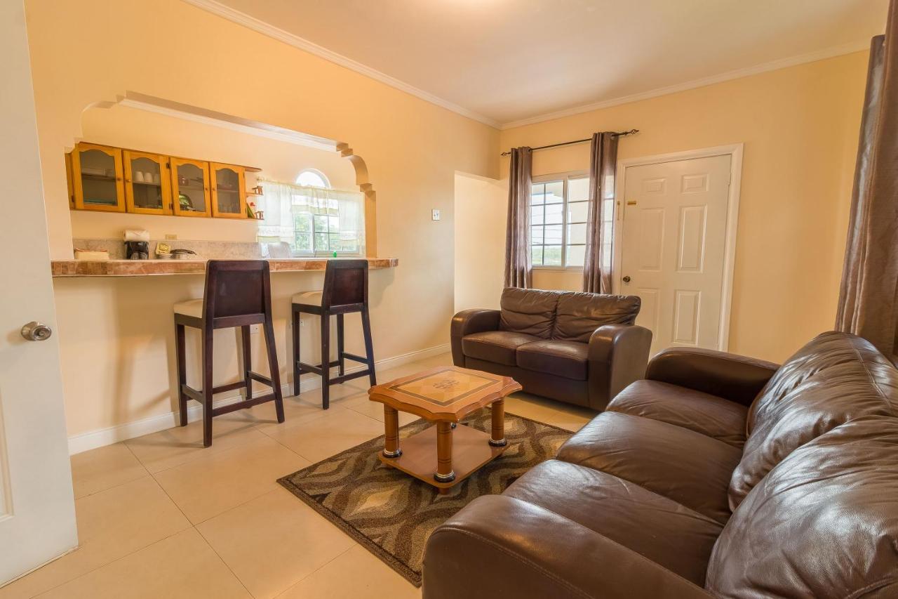 Travellers Resort