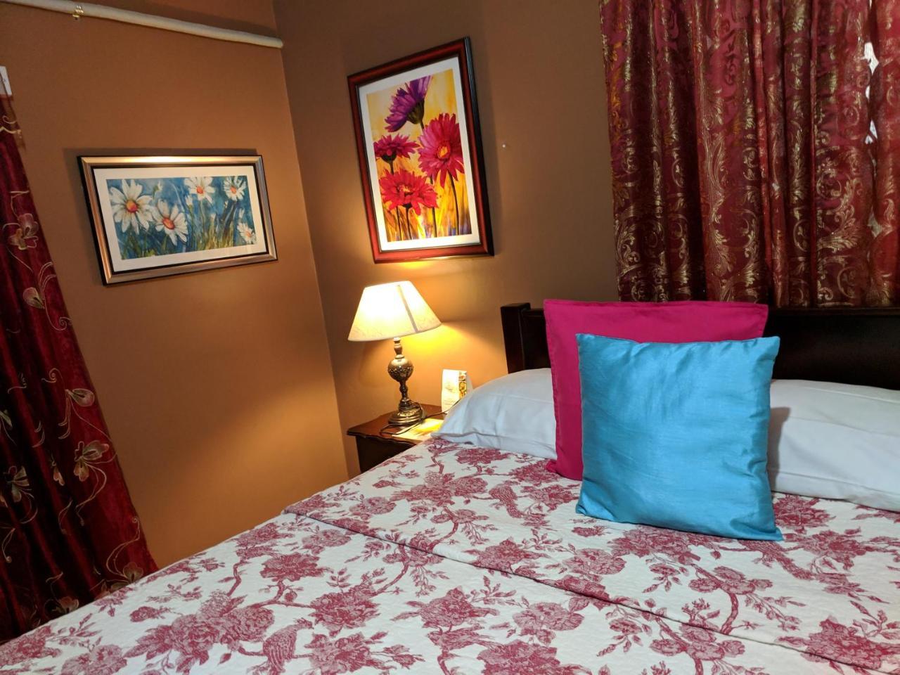 Ultimate Freedom Bed & Breakfast Santa Cruz